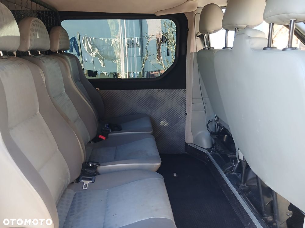 Renault Trafic - 6