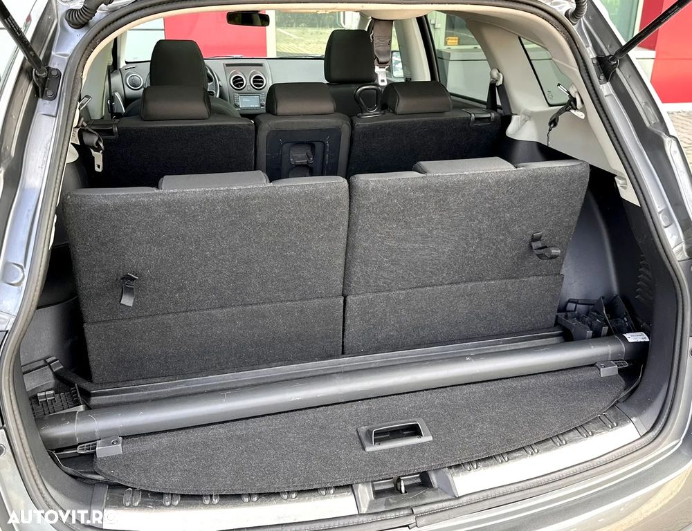 Nissan Qashqai - 13