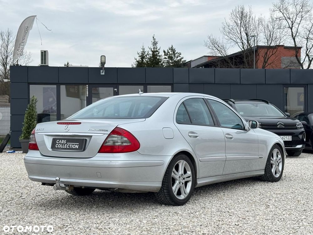 Mercedes-Benz Klasa E - 4