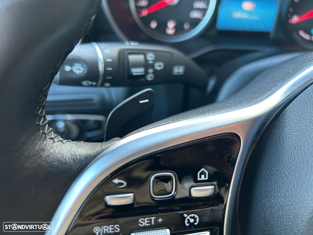 Mercedes-Benz GLC 300 - 37