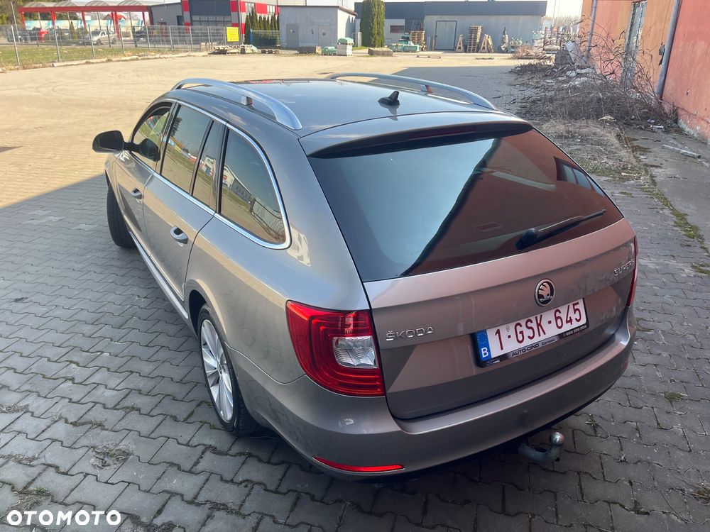 Skoda Superb 2.0 TDI Exclusive - 13