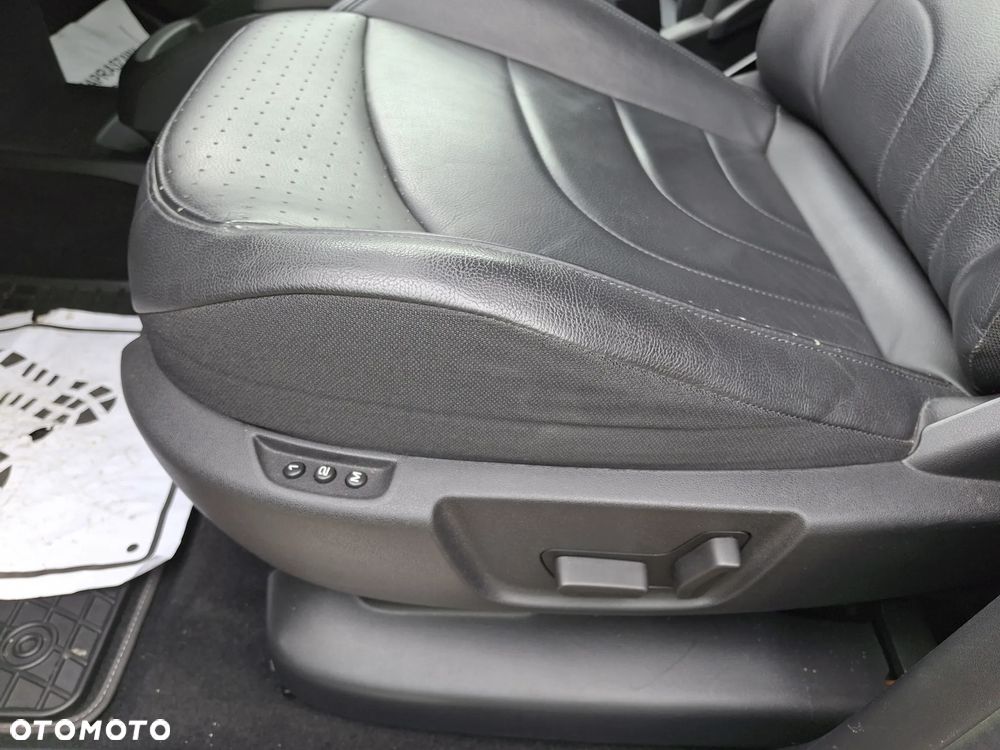 Citroën C4 Picasso 1.6 e-HDi Exclusive ETG6 - 19