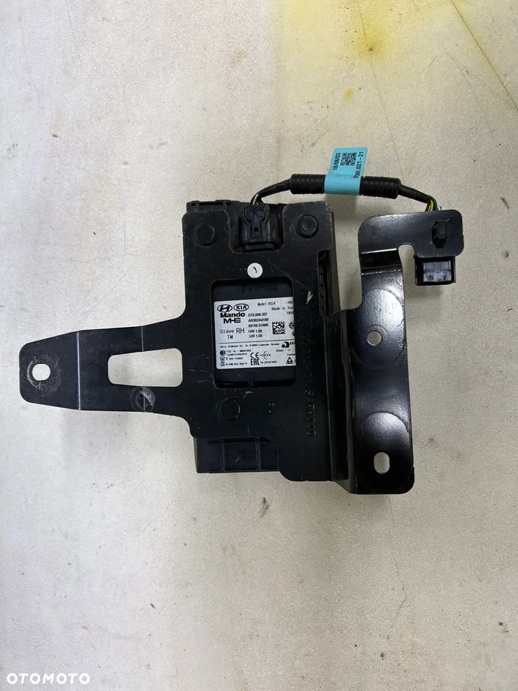 Radar | Sensor | czujnik martwego pola punktu prawy Hyundai Santa FE IV - 2