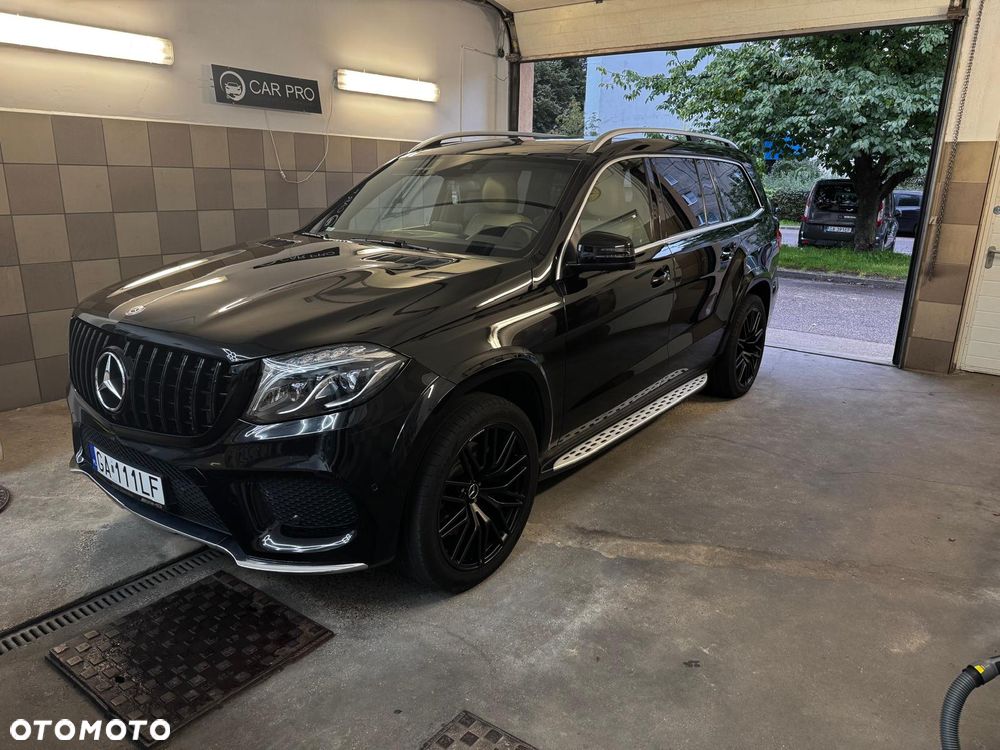 Mercedes-Benz GLS 400 d 4-Matic - 2