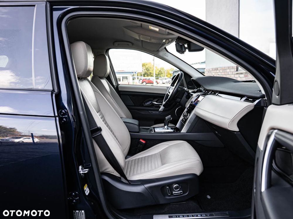 Land Rover Discovery Sport D165 Dynamic SE - 25