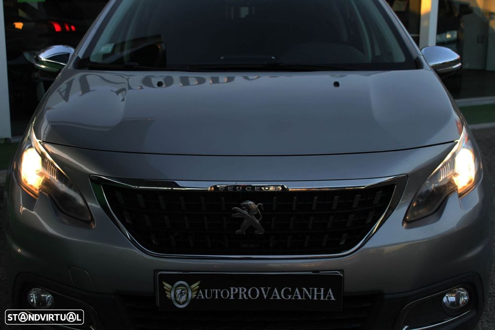 Peugeot 2008 1.6 BlueHDi Style - 24