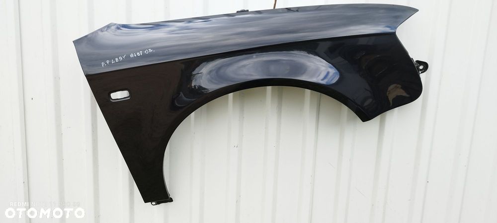 Błotnik Prawy Przód LŻ9Y Audi A4 B7 1.9 Sedan 2007 rok Części Blask Gołdap - 1