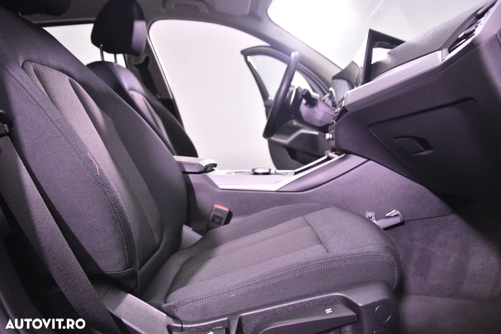 BMW Seria 3 318i Aut. - 12