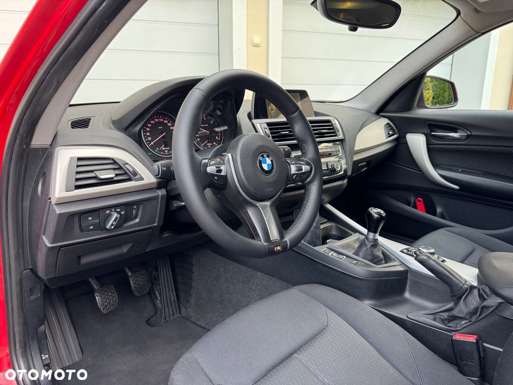 BMW Seria 1 116d EfficientDynamics Edition - 16