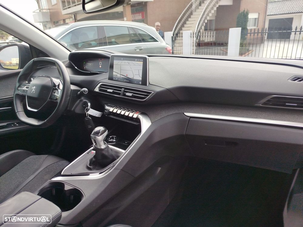 Peugeot 5008 1.2 PureTech Allure Grip Control - 25