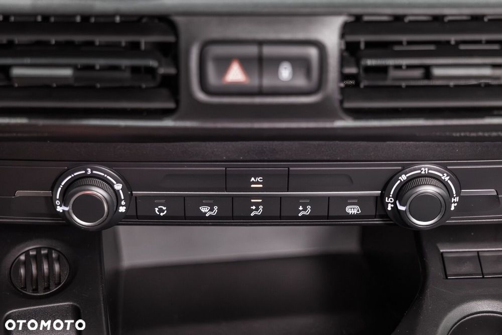 Toyota PROACE CITY - 41