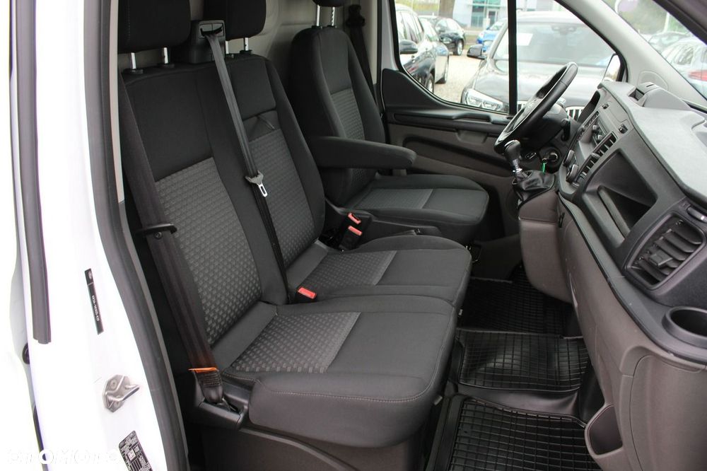 Ford Transit Custom - 14
