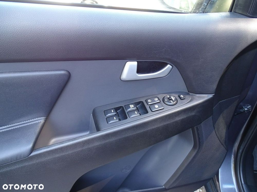 Kia Sportage - 16