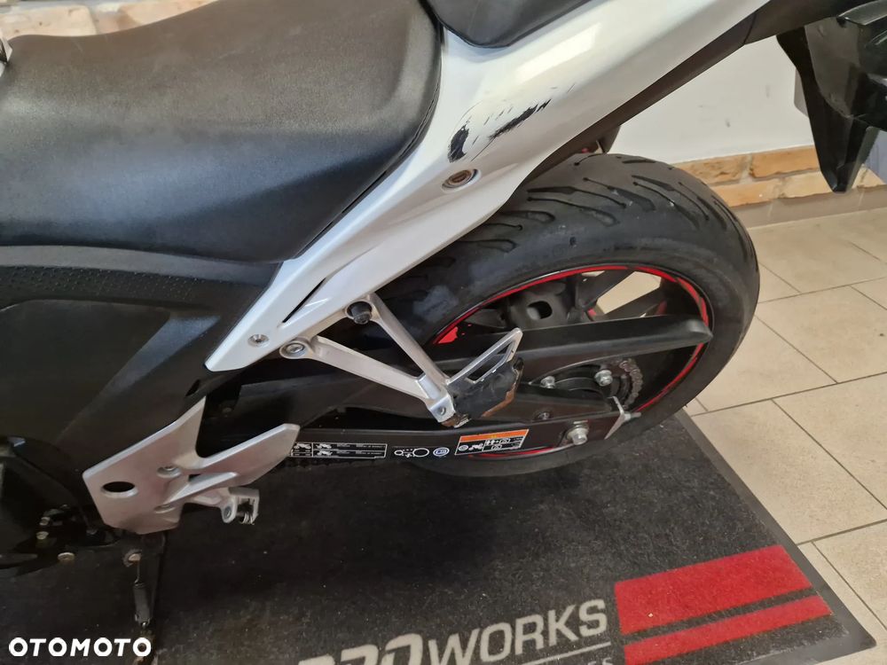 Honda CB - 27