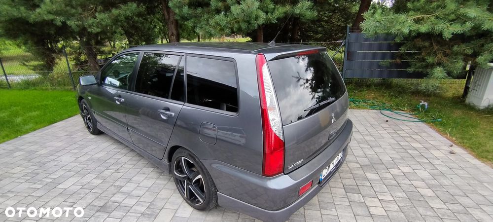 Mitsubishi Lancer - 4