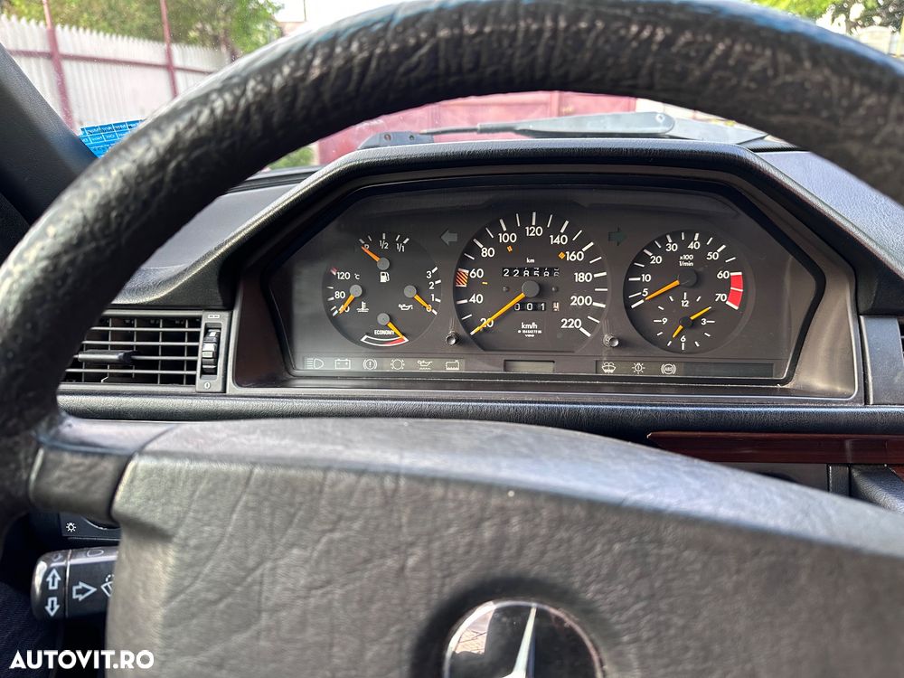 Mercedes-Benz E - 6