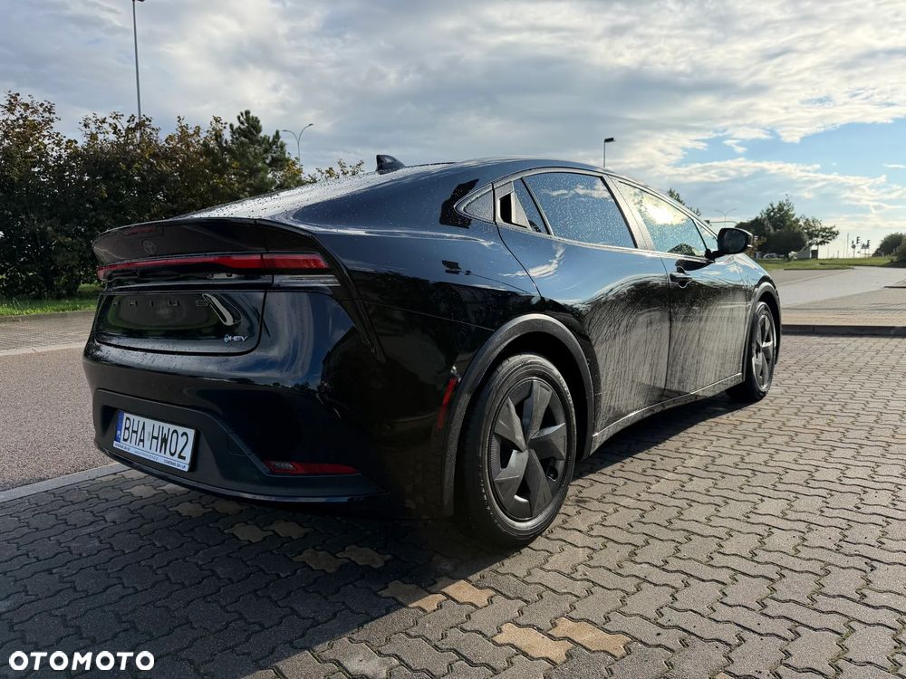 Toyota Prius - 10