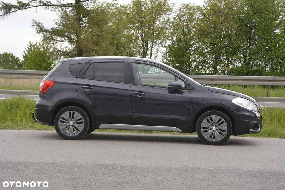 Suzuki SX4 S-Cross 1.6 Premium 4WD - 8