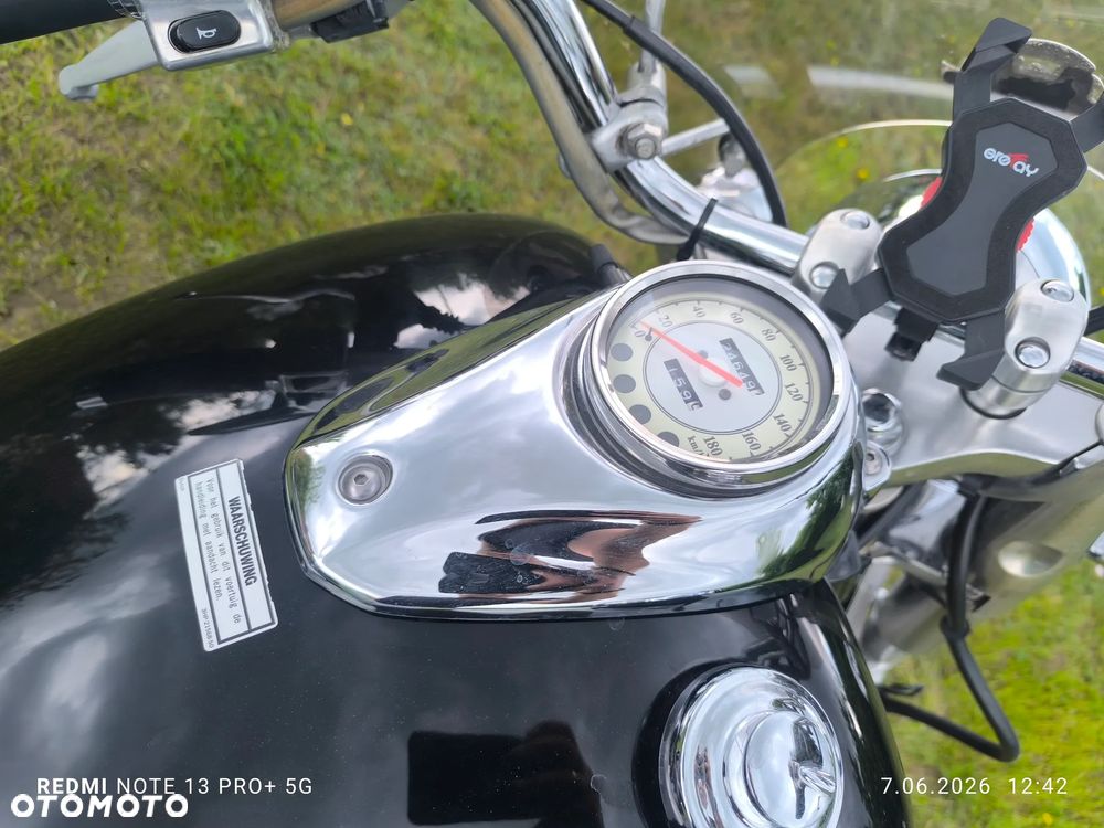 Yamaha XVS - 6
