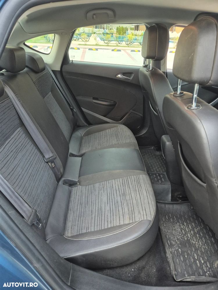 Opel Astra - 14