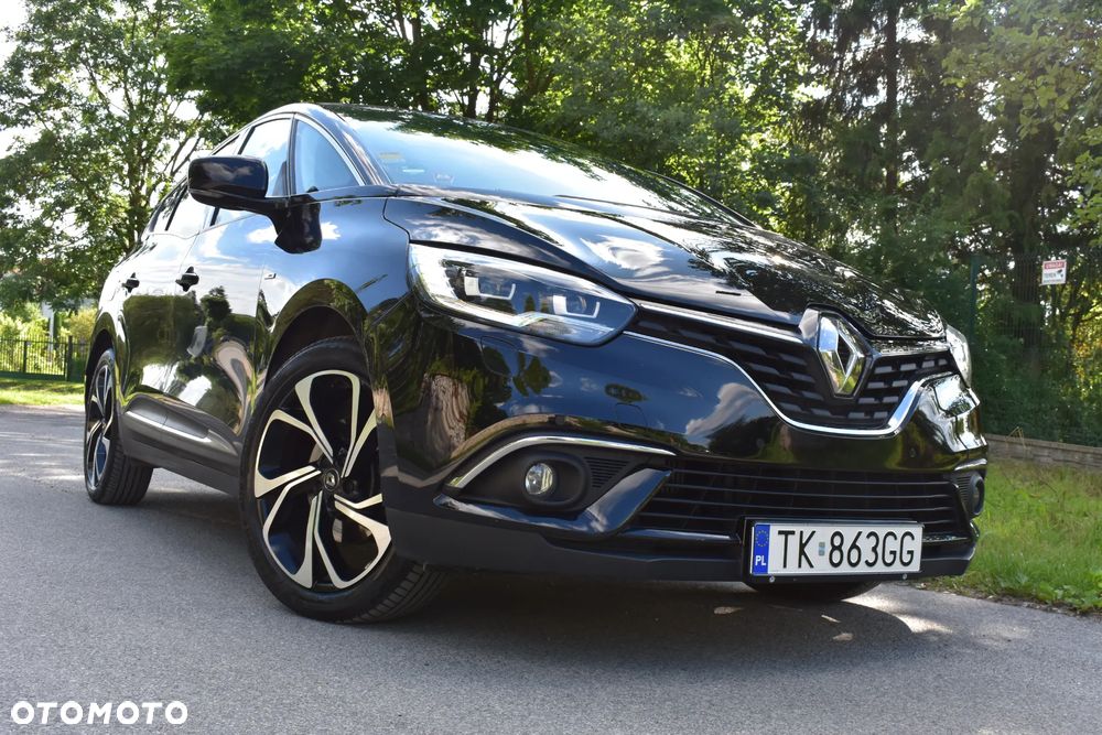 Renault Grand Scenic - 34