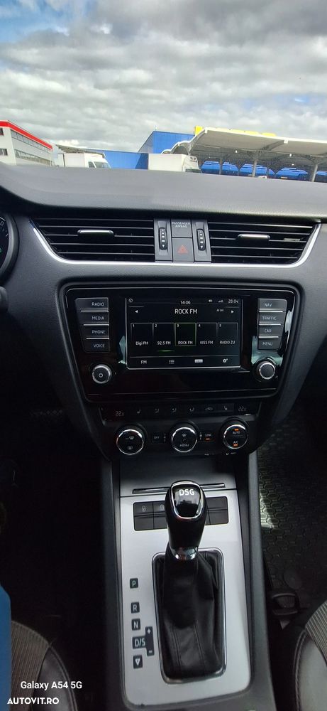 Skoda Octavia 1.6 TDI DSG Style - 12
