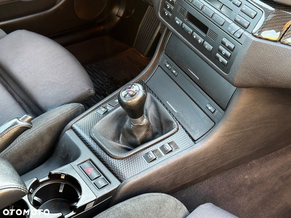 BMW Seria 3 330i - 22