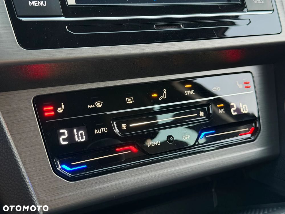 Volkswagen Passat 1.5 TSI EVO Business - 16