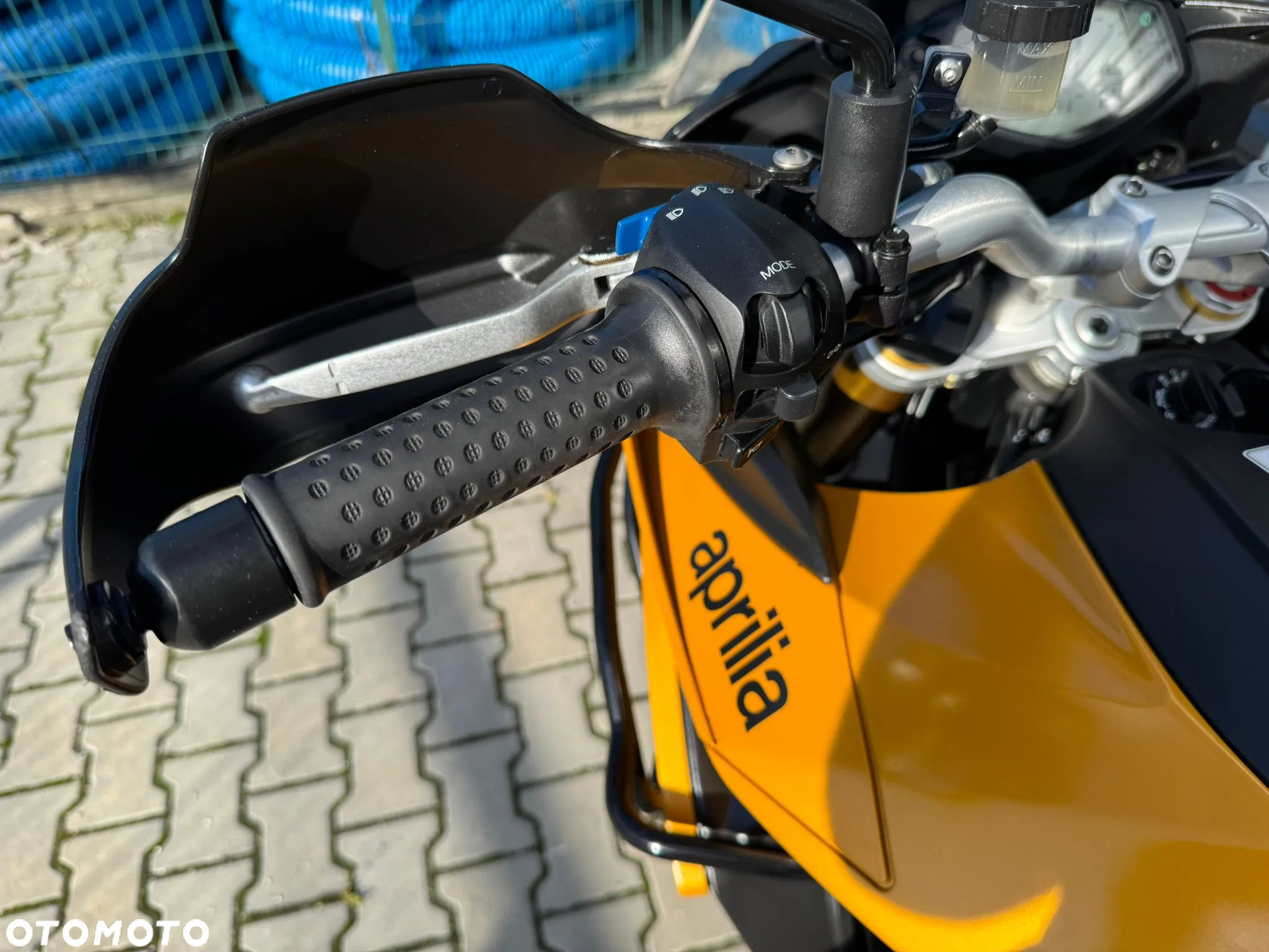 Aprilia Caponord - 8