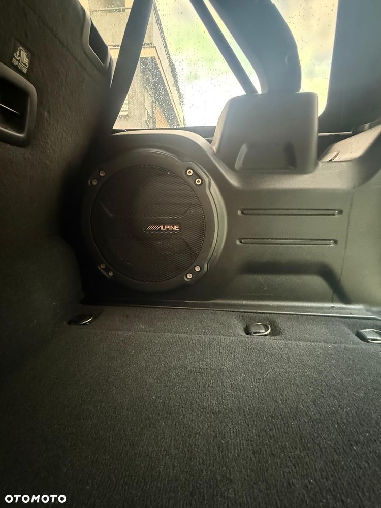 Jeep Wrangler - 11