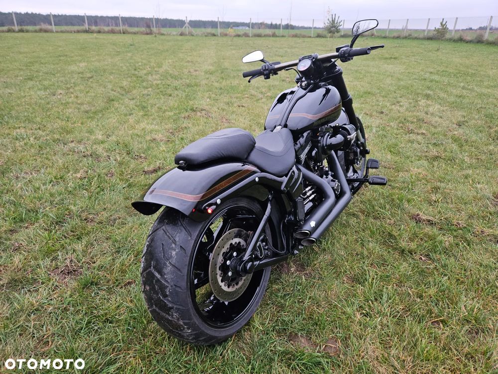 Harley-Davidson FXSB Breakout - 7