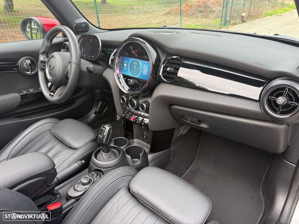 MINI Cabrio John Cooper Works Plus Auto Desportiva - 31