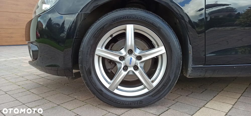 Volkswagen Golf VI 1.6 TDI Highline - 29