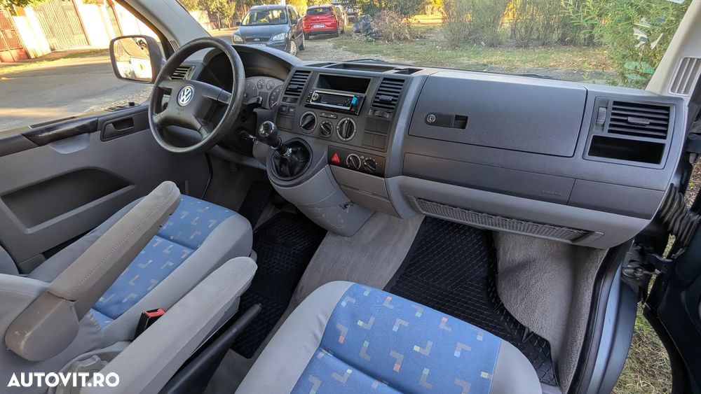 Volkswagen Multivan - 5