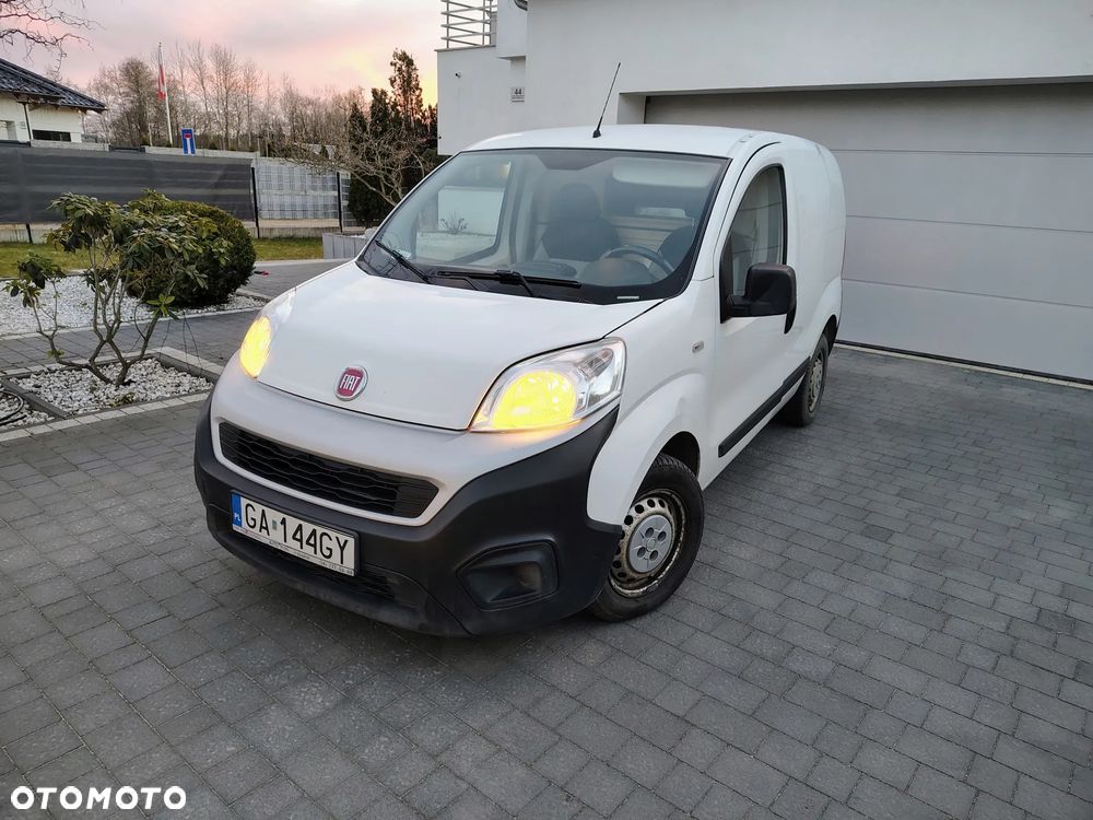 Fiat Fiorino Kombi 8V SX - 9