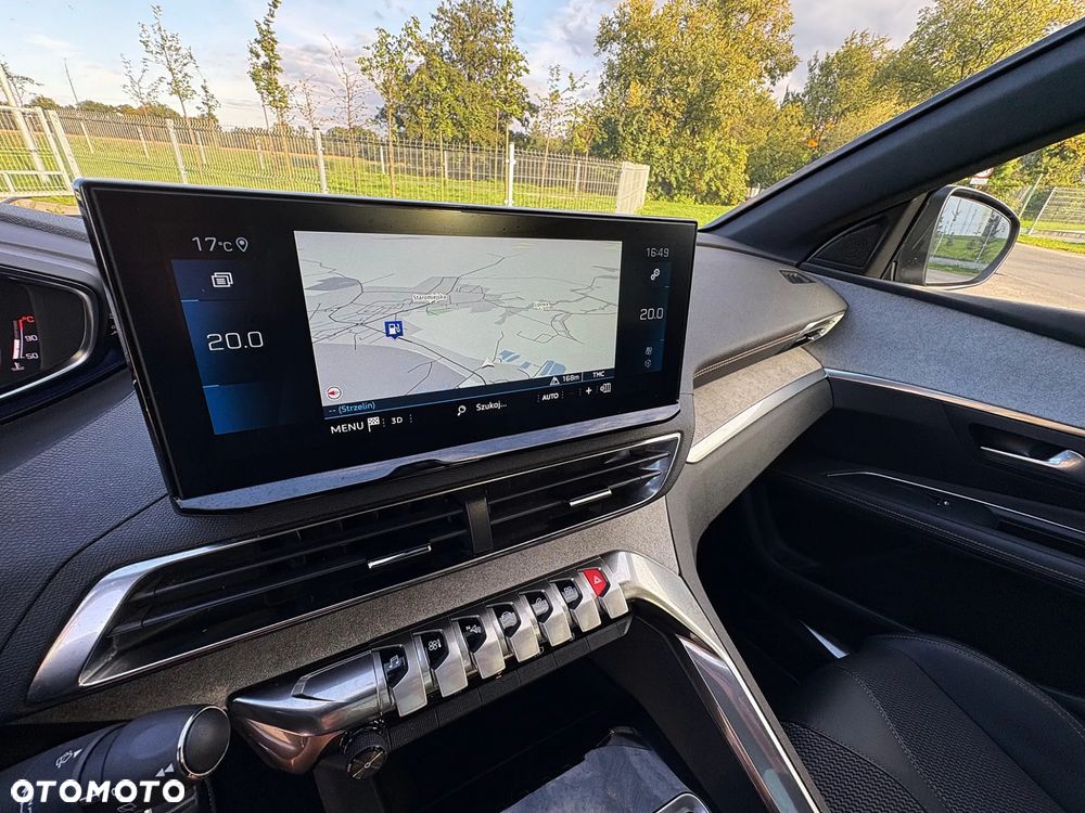 Peugeot 3008 PureTech 130 Stop & Start GPF Allure Pack - 29