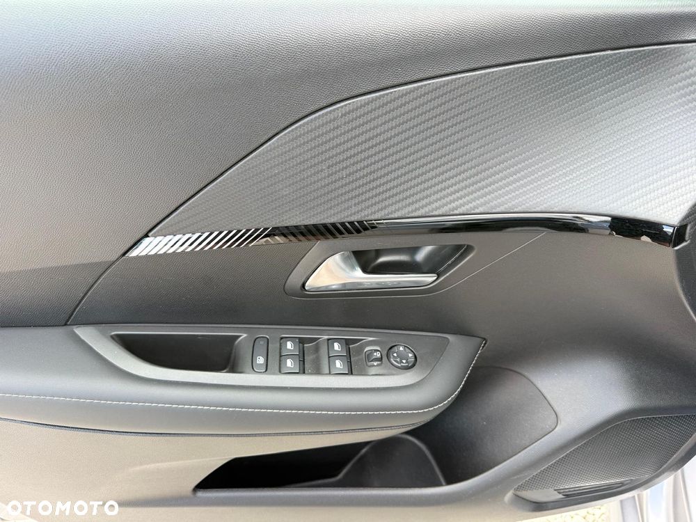 Peugeot 208 PureTech 100 Allure - 20