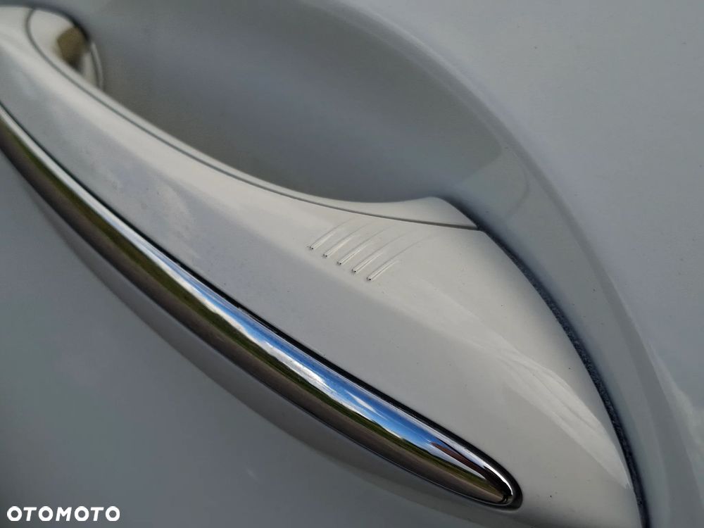 BMW Seria 5 535i xDrive Sport-Aut - 19