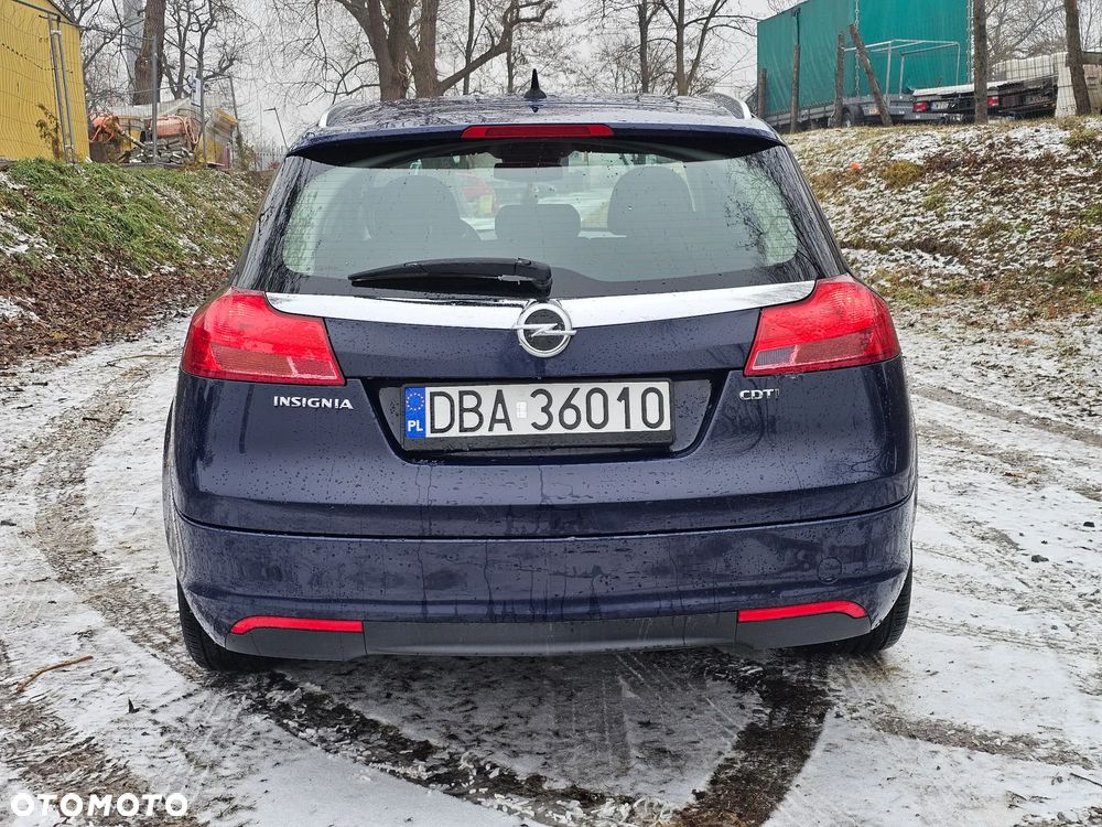 Opel Insignia 2.0 CDTI - 11