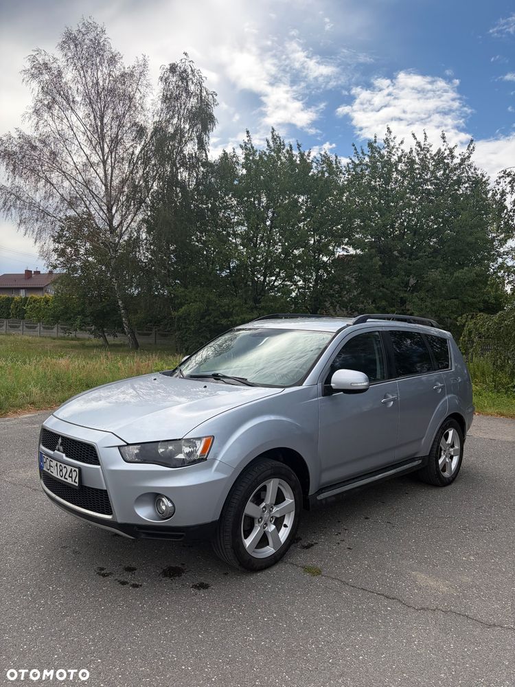 Mitsubishi Outlander 2.0 Intense NAVI 2WD EU5 - 15
