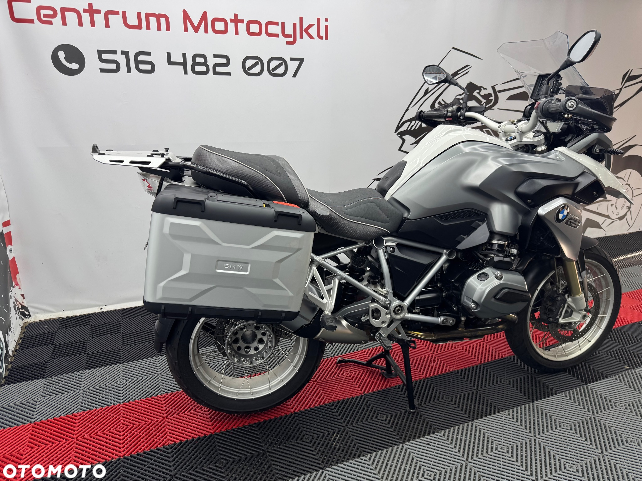 BMW R - 4