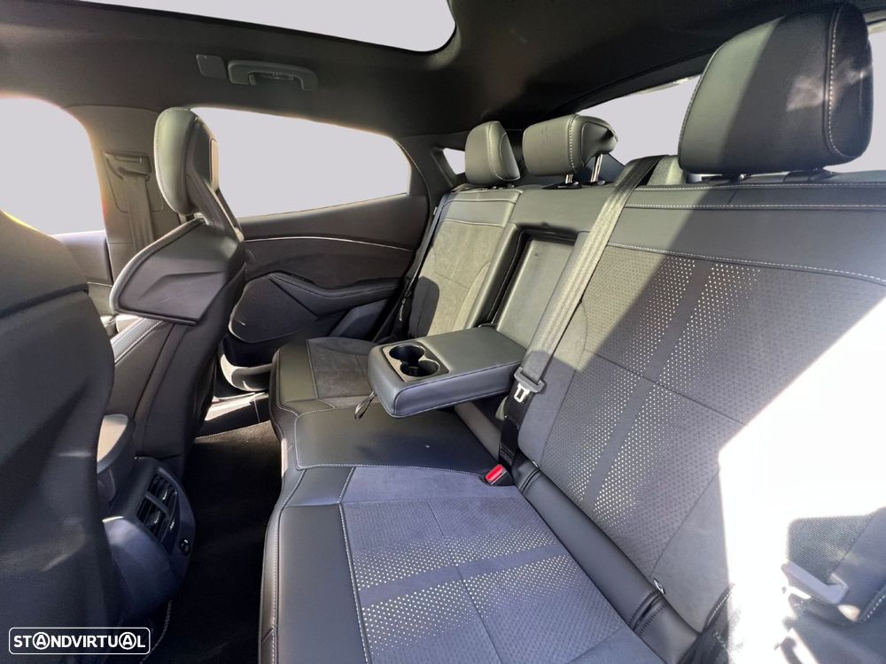 Ford Mustang Mach-E GT AWD - 44