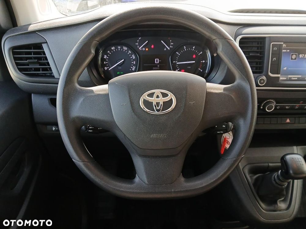 Toyota PROACE - 15