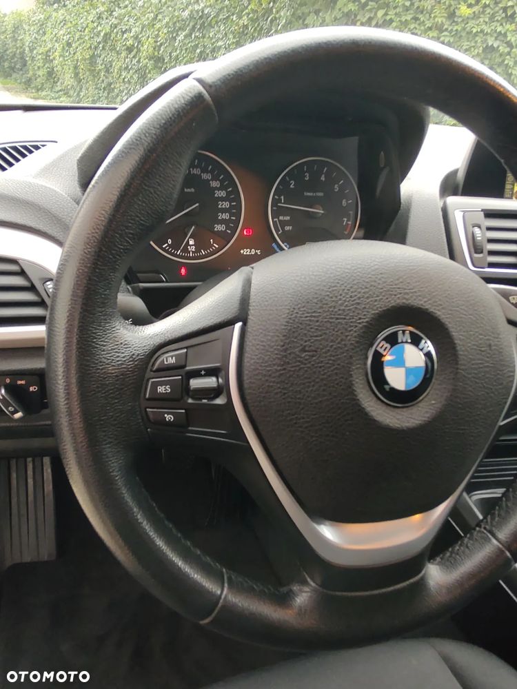 BMW Seria 1 120i Advantage - 17