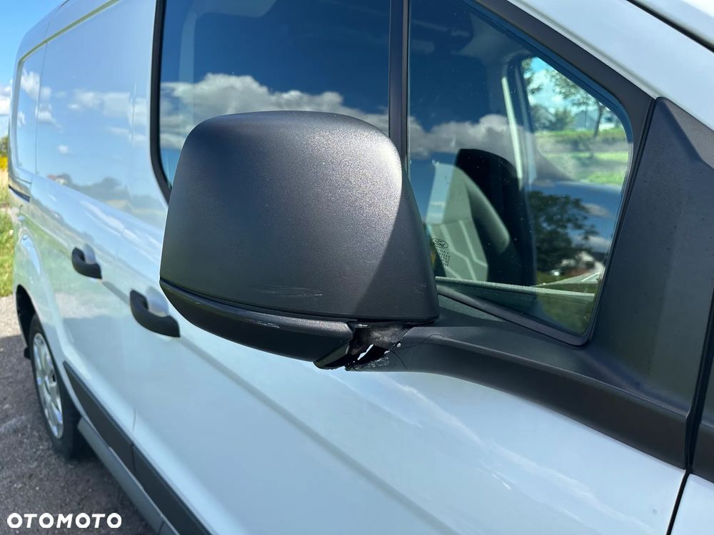 Ford Transit Connect - 15