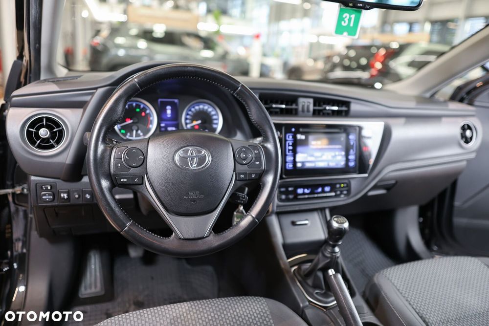 Toyota Corolla 1.6 Premium EU6 - 25