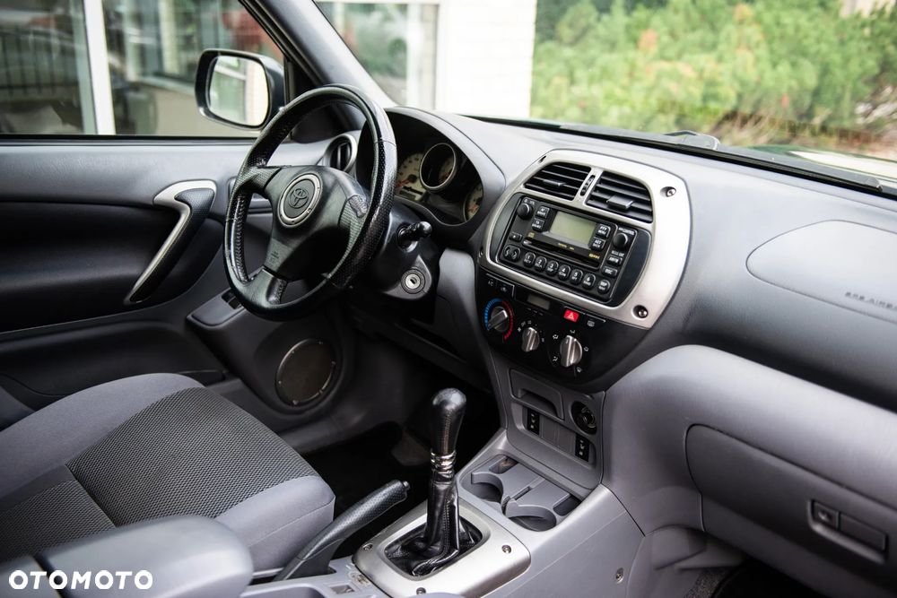 Toyota RAV4 D-4D 4x4 Executive - 25