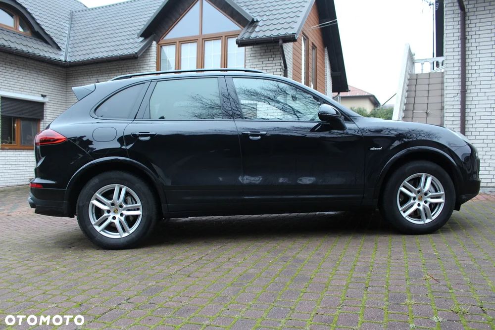Porsche Cayenne S Diesel Platinum Edition - 14
