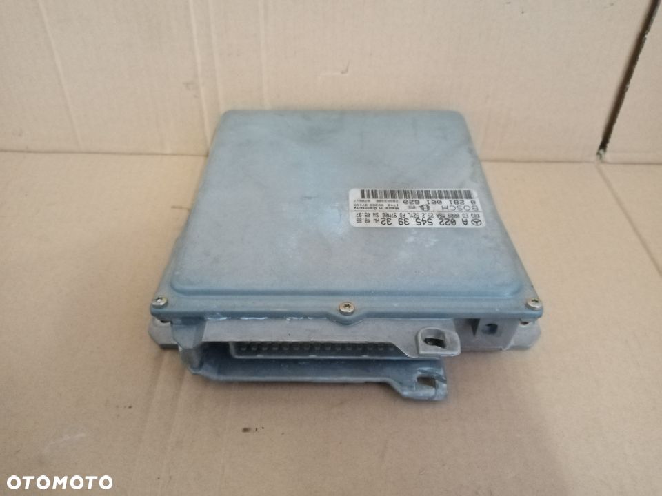 Komputer sterownik silnika Mercedes W210 2.9 TD A0225453932 - 1