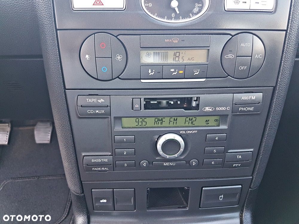 Ford Mondeo 2.0 TDCI Ambiente - 17